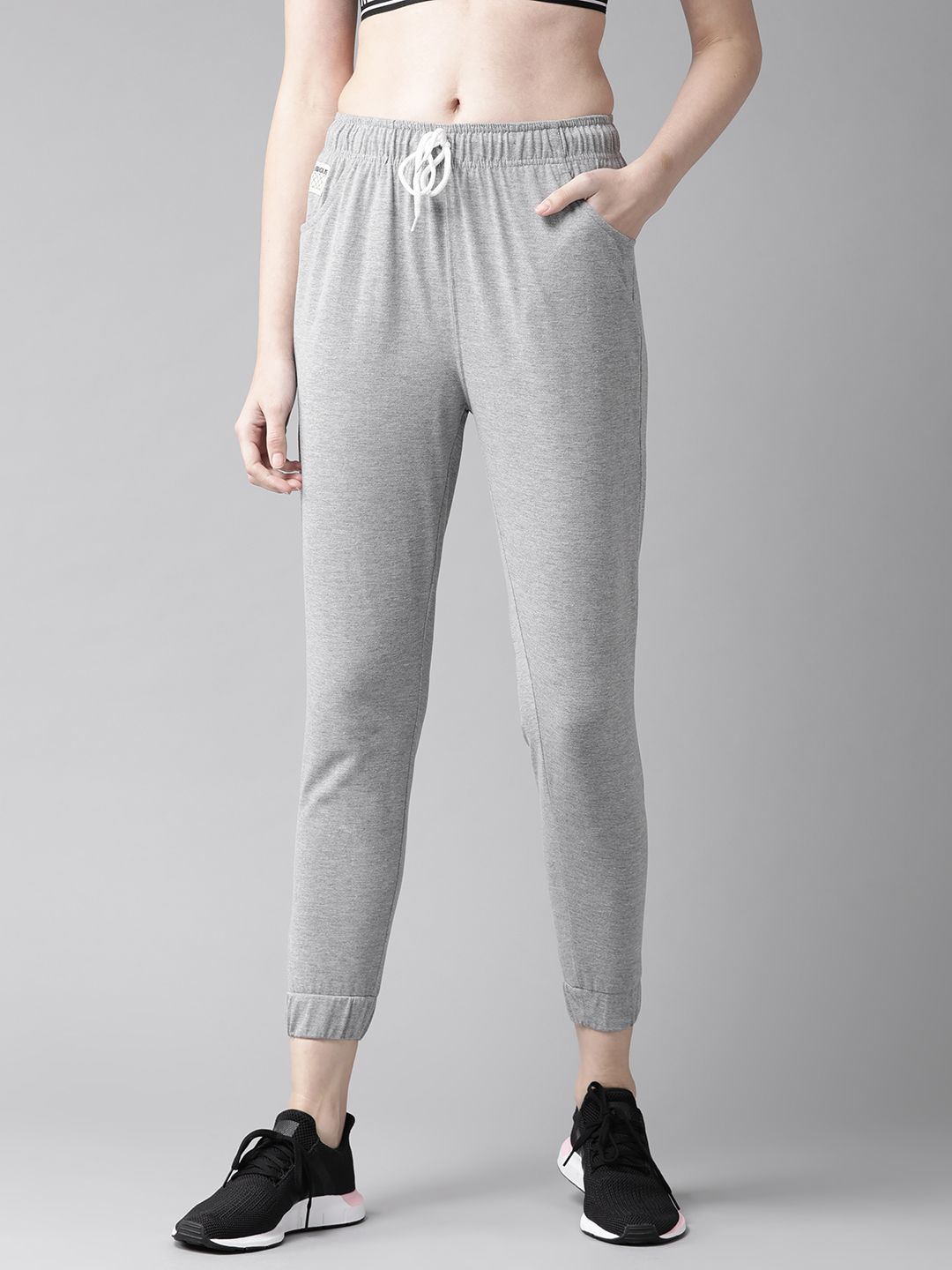 Hubberholme Women Grey Melange Slim Fit Solid Cropped Joggers Price in India