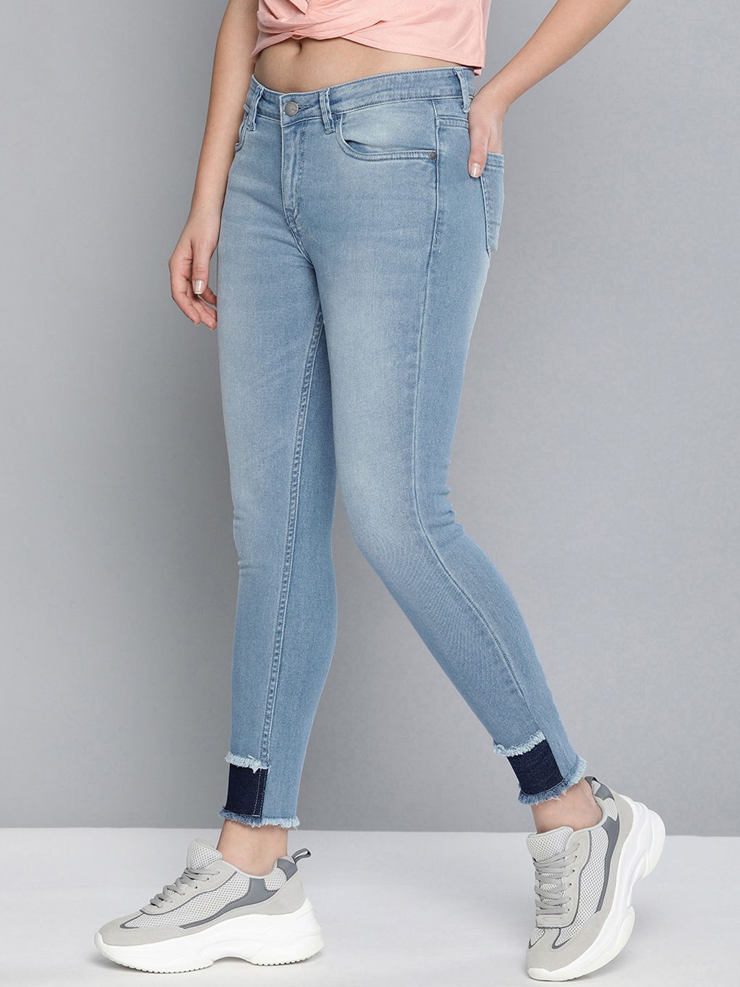 Mast & Harbour Women Blue Skinny Fit Mid-Rise Clean Look Stretchable Cropped Jeans Price in India