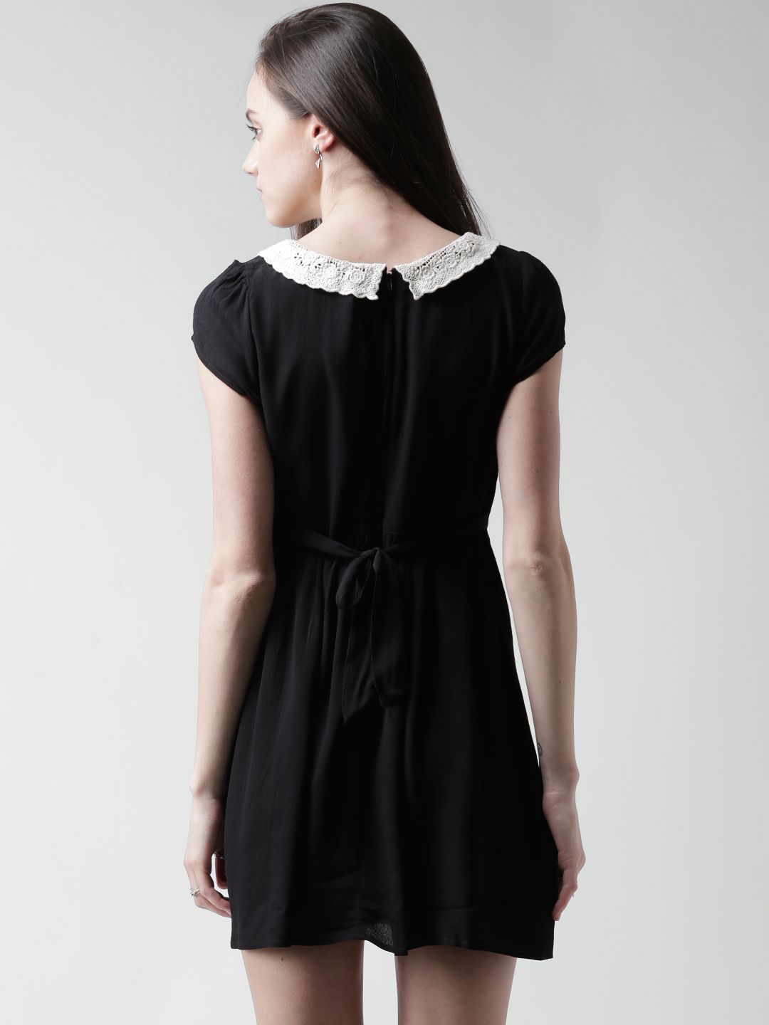 Buy FOREVER 21 Black Fit & Flare Dress - Dresses for Women 1129508 | Myntra Buy FOREVER 21 Black Fit & Flare Dress - Dresses for Women 1129508 | Myntra