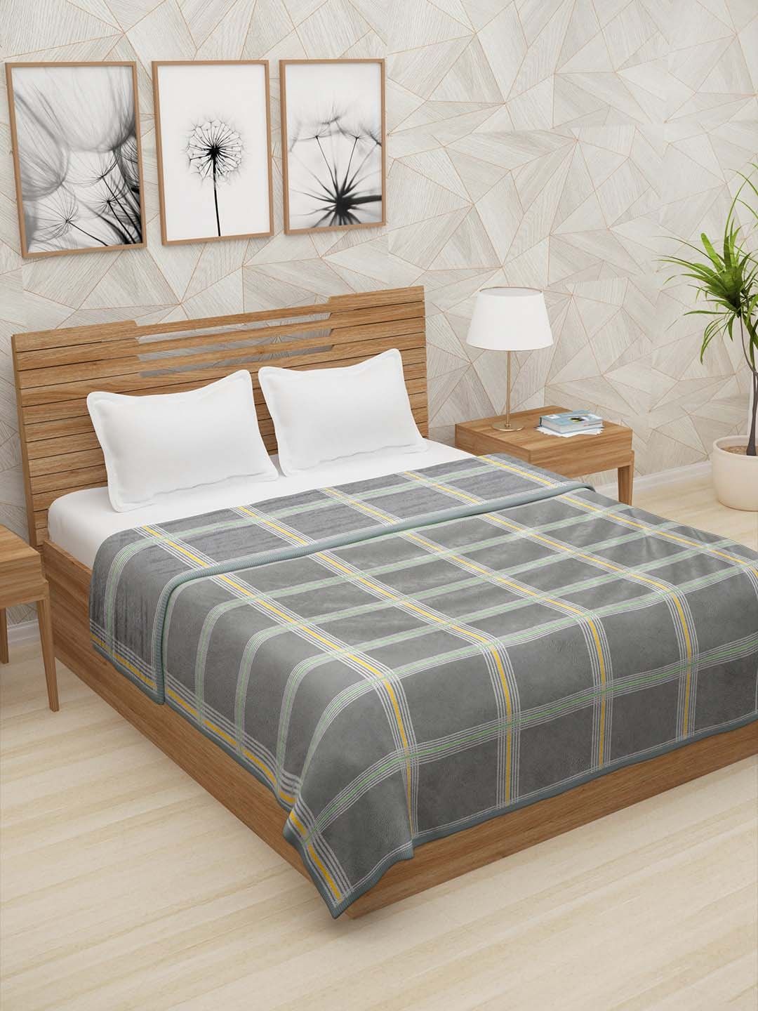 Story@home Grey & Yellow Checked AC Room 400 GSM Double Bed Blanket Price in India