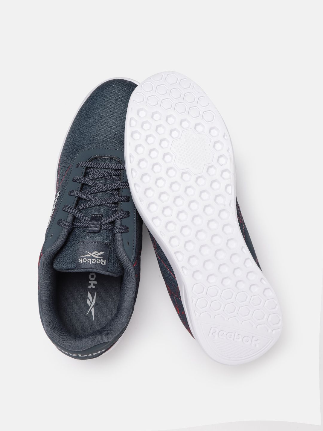 reebok tread lux print