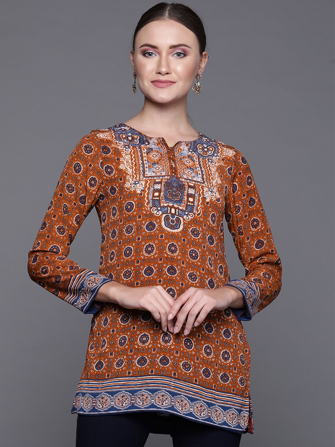 Biba Women Rust Orange & Navy Blue Printed Straight Kurti