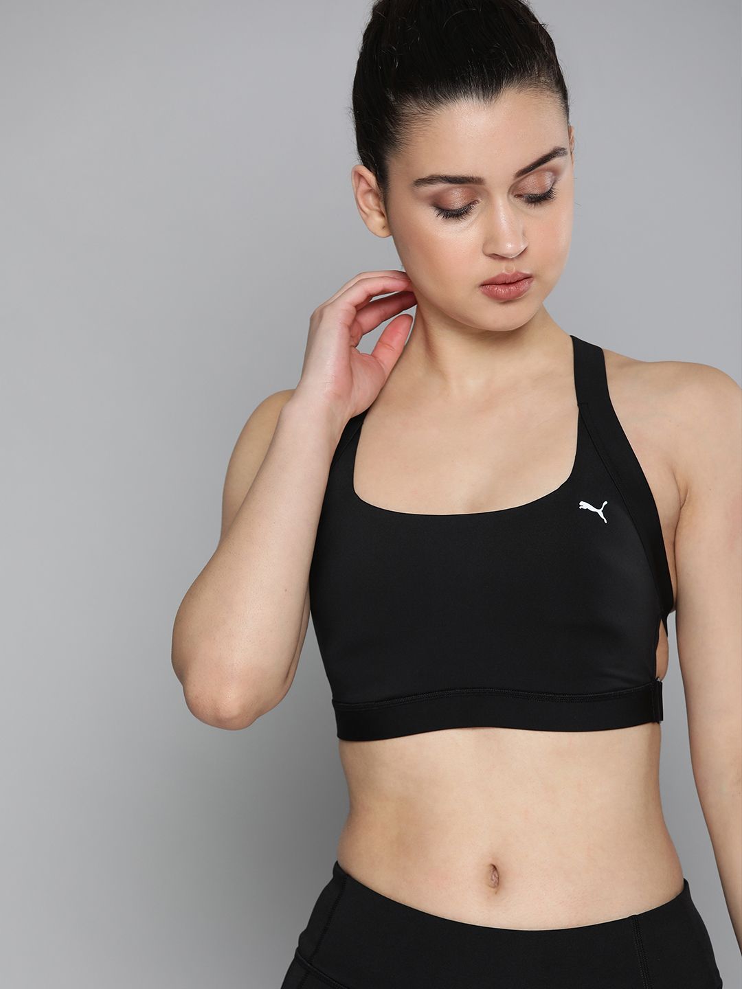 Puma Black Solid Non-Wired Lightly Padded Thermo-R+ High Impact Sports Bra 51891001 Price in India