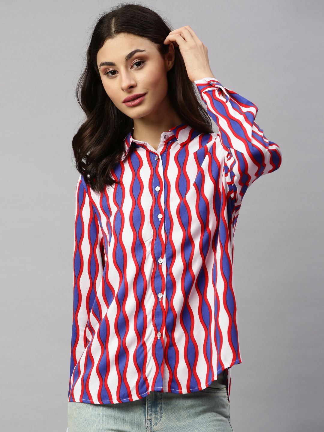 ONLY Women White & Blue Regular Fit Printed Casual Shirt