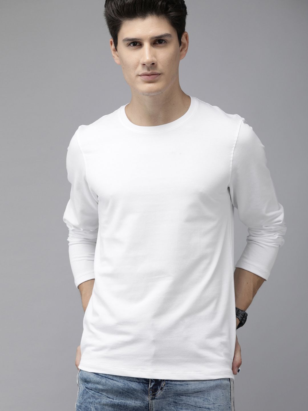 Roadster Men White Solid Round Neck T-shirt