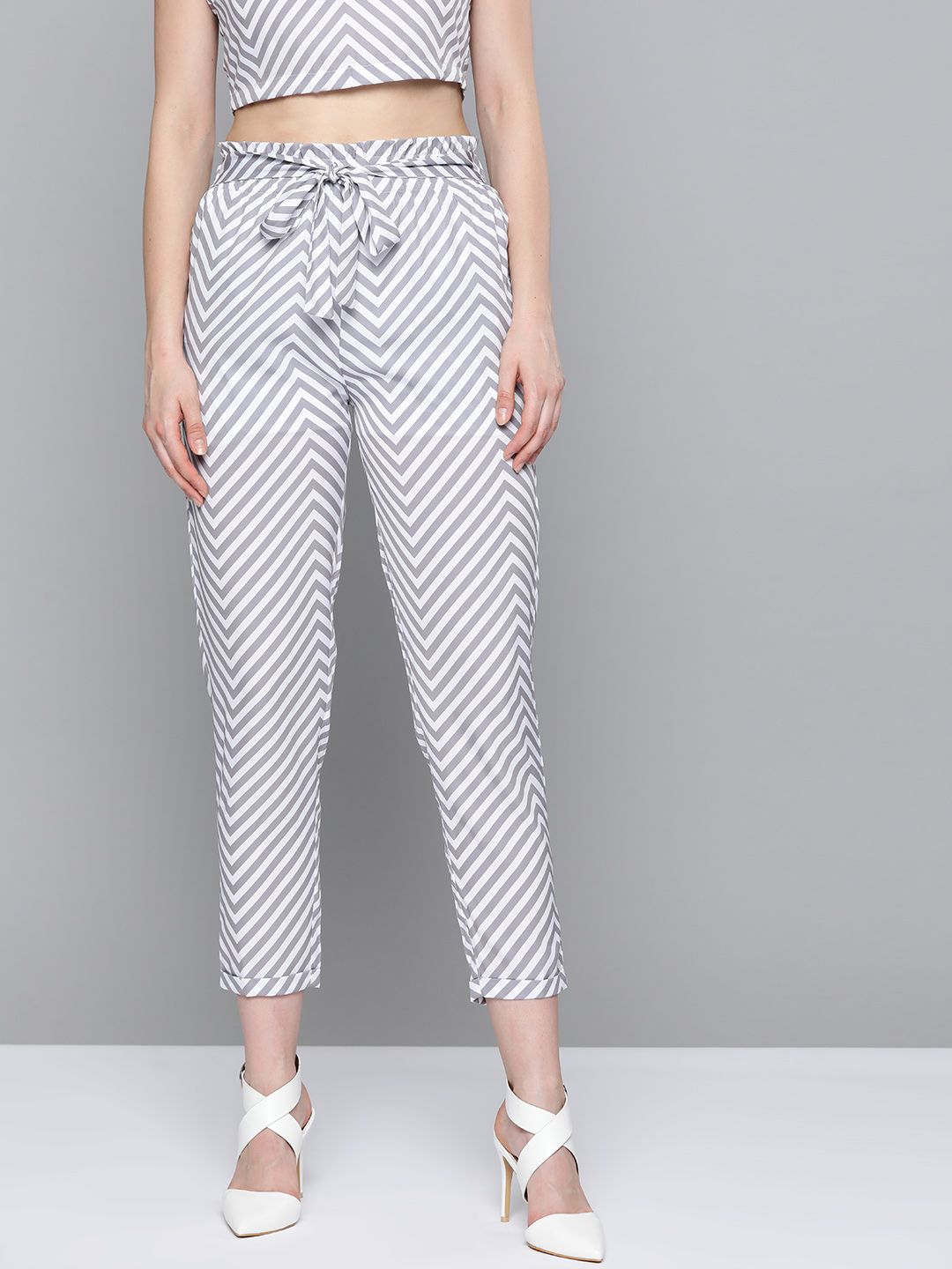 SASSAFRAS Grey & White Regular Fit Chevron Tapered Belted Trousers Price in India