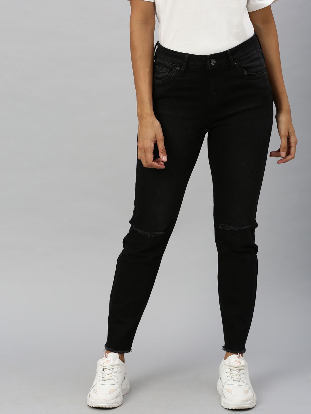 Vero Moda Women Black Regular Fit High-Rise Slash Knee Stretchable Jeans Price in India