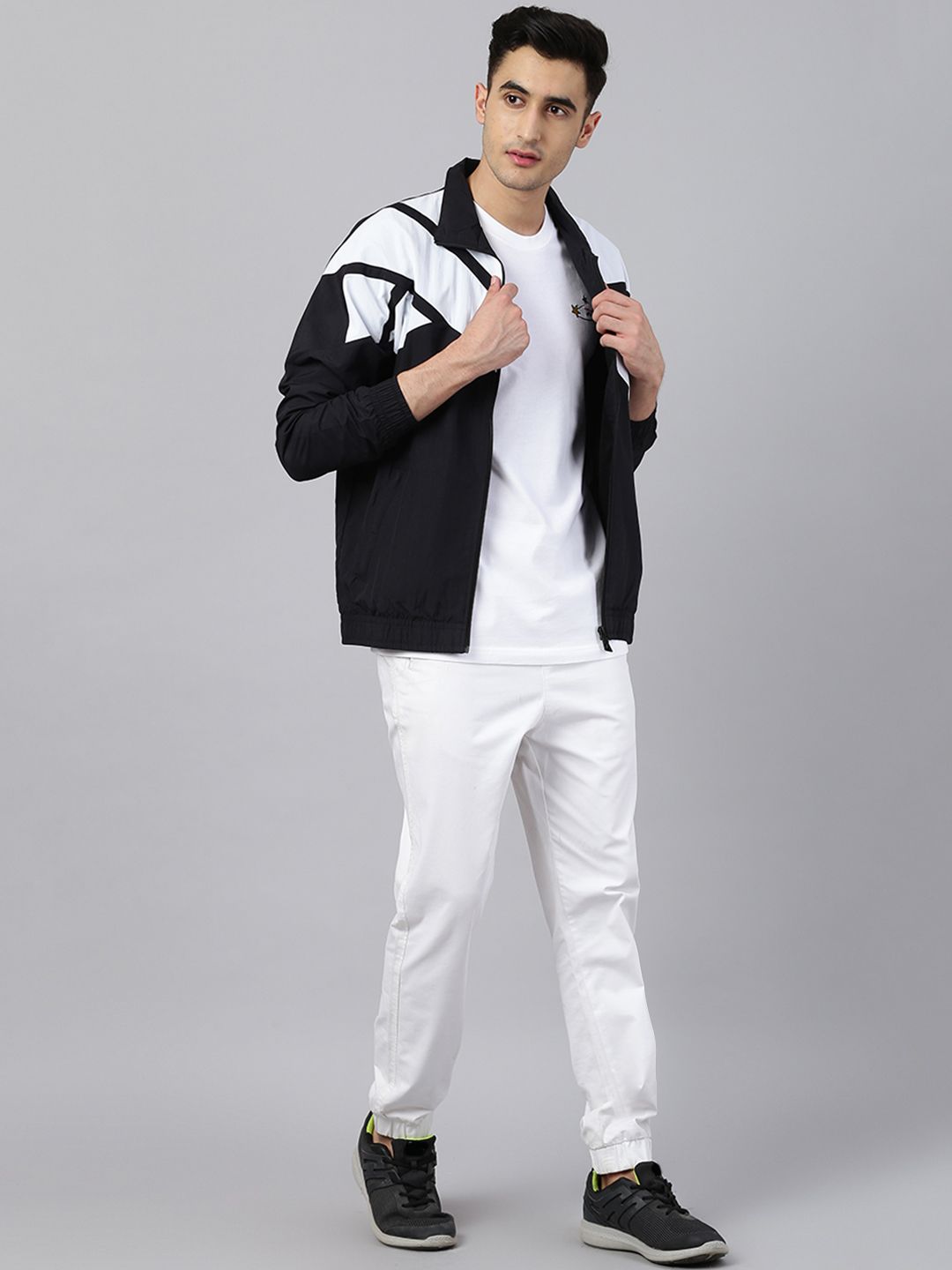 Buy Reebok Classic Unisex Black & White Vector FR Colourblocked
