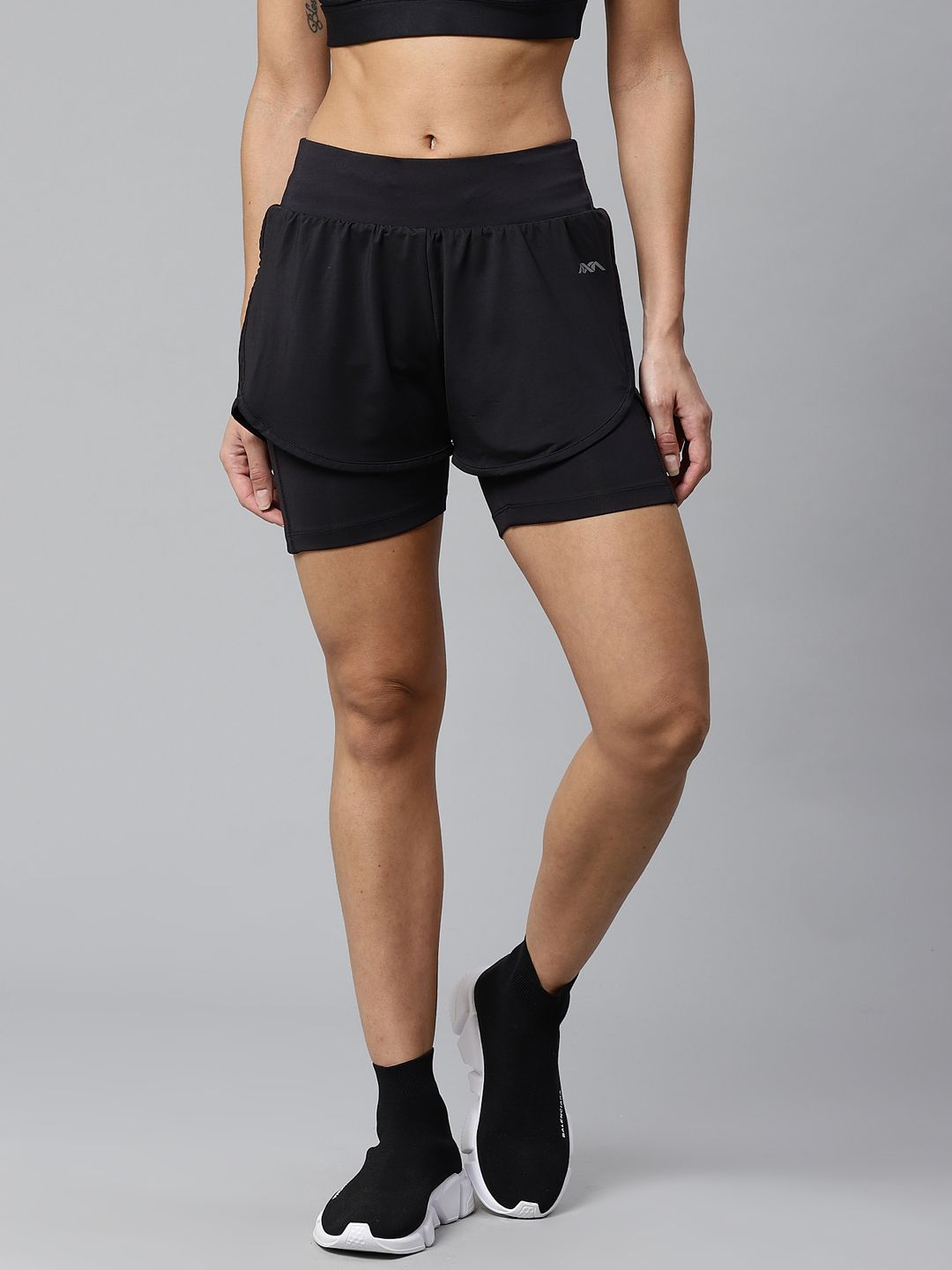 Alcis Women Black Solid Regular Fit Sports Shorts Price in India