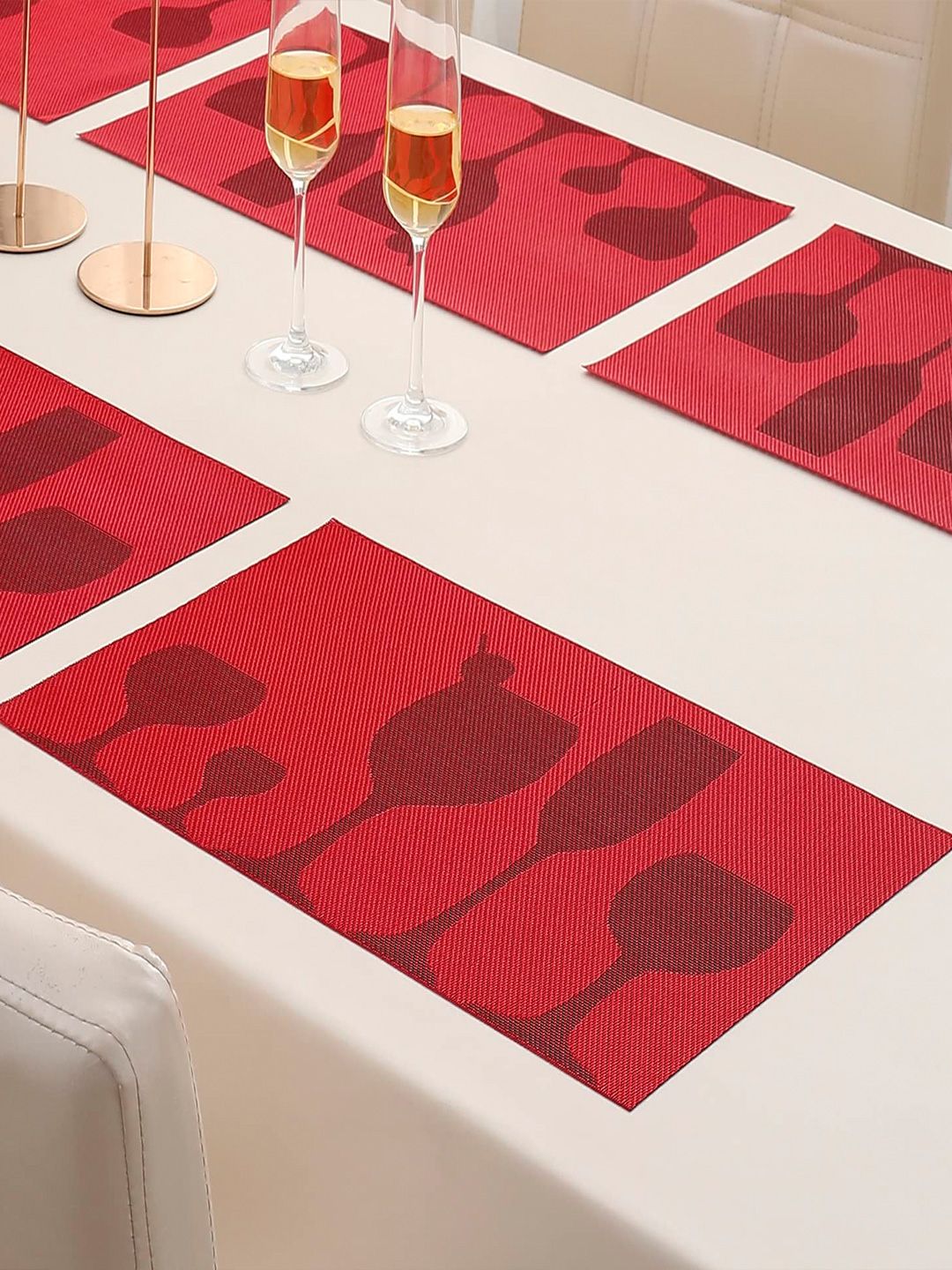 HOKIPO Set of 6 Red Printed Table Placemats