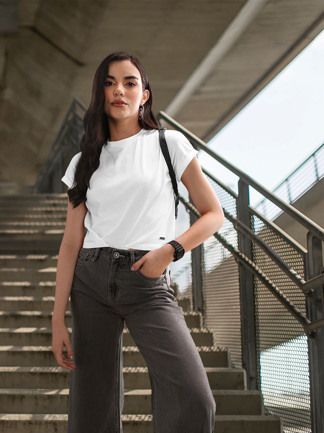 トップス marno Maya tops / White Buy Moomaya White Slim Fit Crop Top for Women Online @ Tata CLiQ