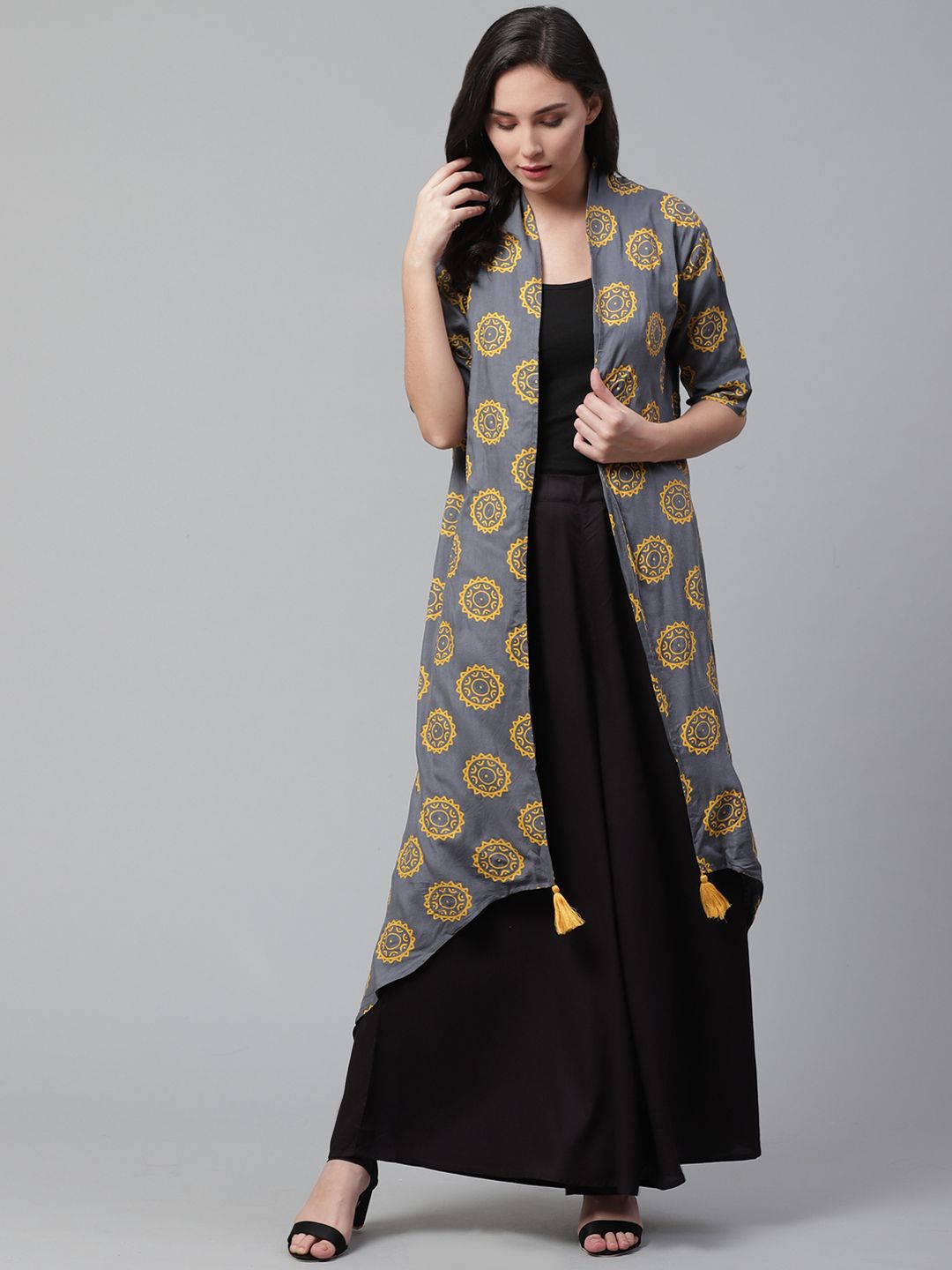 STREET 9 Women Charcoal Grey & Mustard Yellow Printed Open Front Shrug Price in India