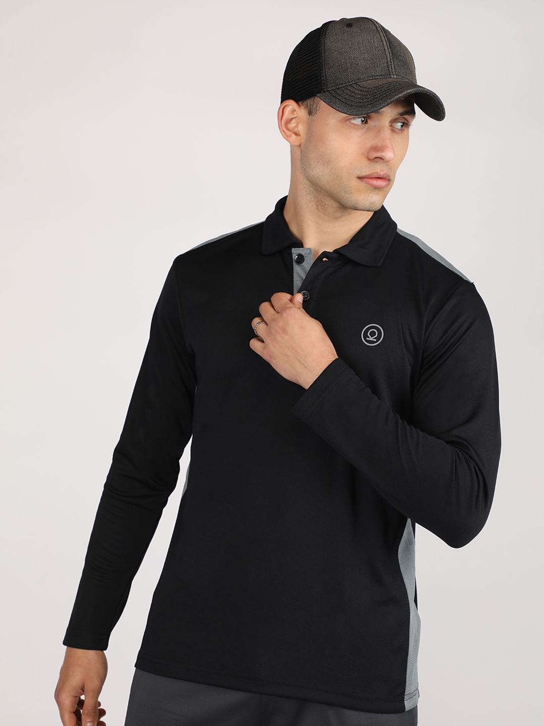 Chkokko Men Black Solid Polo Collar T-shirt