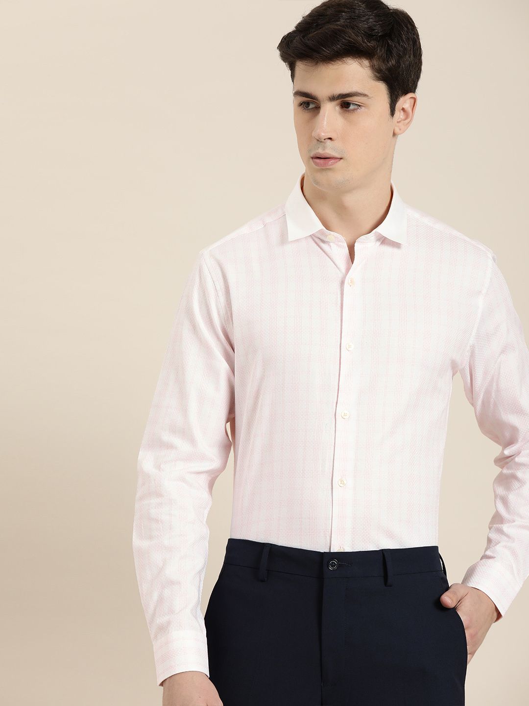 INVICTUS Men White & Pink Slim Fit Self-Checked Smart Casual Shirt