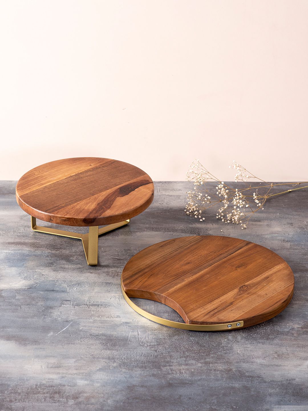 nestroots Brown Solid Sheesham Wood Cake Stand & Serving Tray Price in India