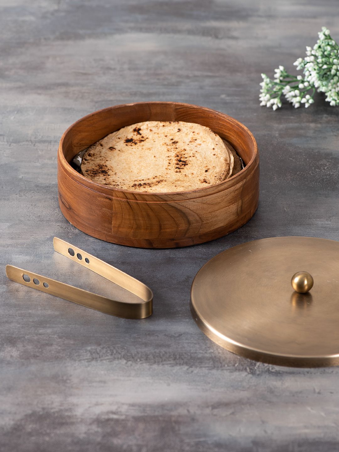 nestroots Brown Mango Wood Chapati Box With Copper-Toned Lid & Tong Price in India
