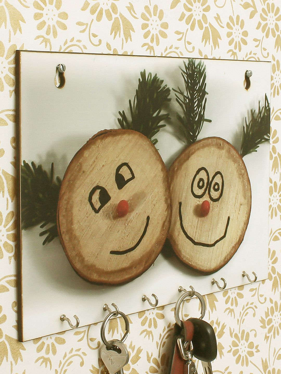 eCraftIndia Brown & White Smilie Wooden Key Holder with 6 Hooks Price in India