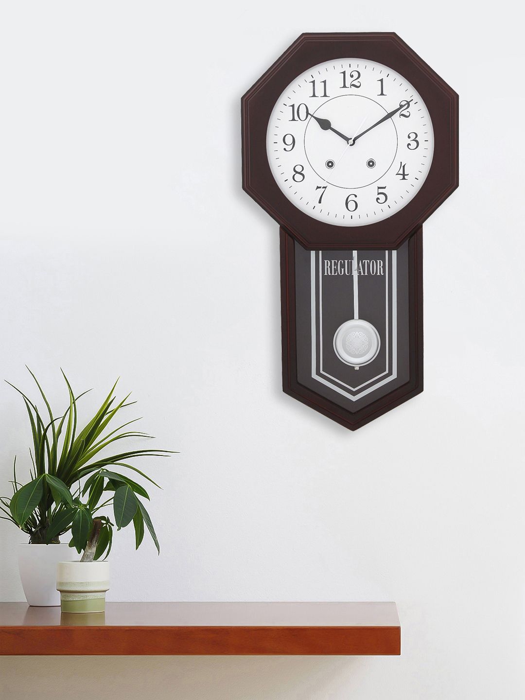 eCraftIndia White Geometric Solid Analogue Wall Clock Price in India