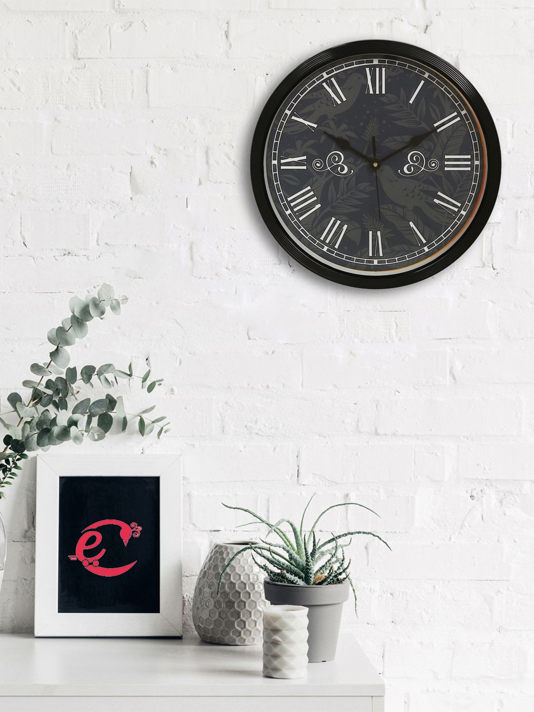eCraftIndia Black Round Printed Analogue Wall Clock Price in India