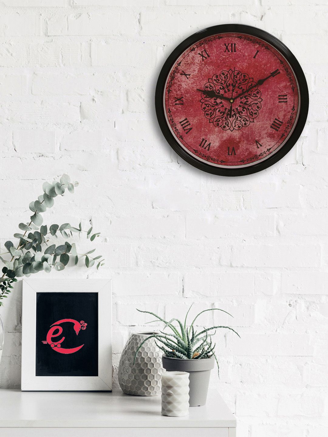 eCraftIndia Red Round Printed Analogue Wall Clock Price in India