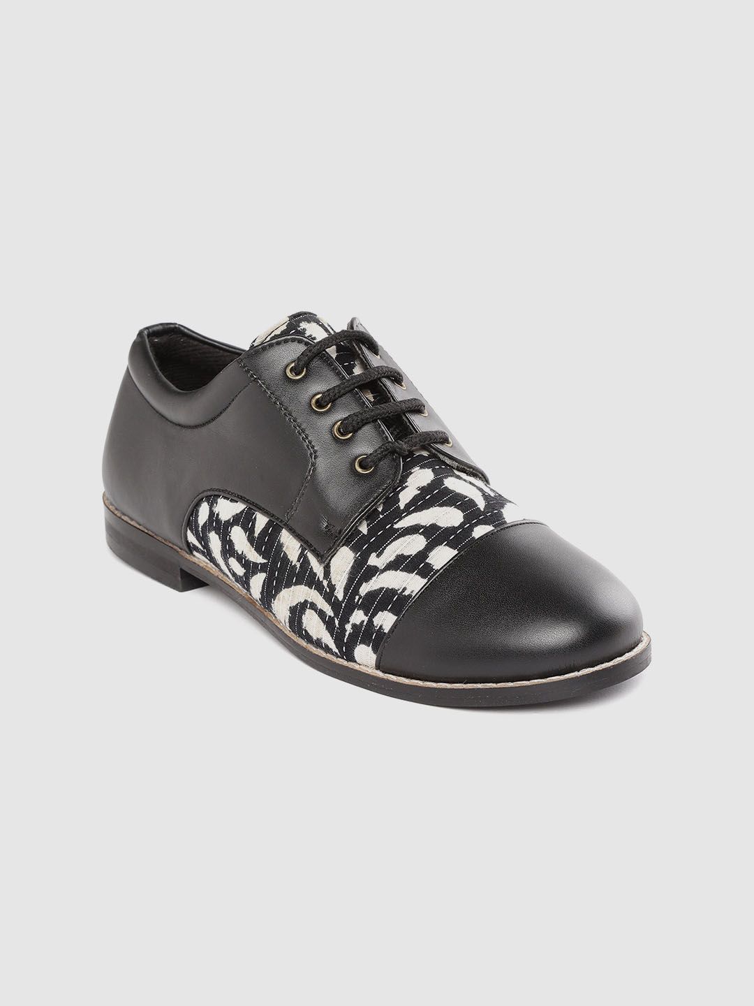 Ekta Women Black & Off-White Paisley Boond Handcrafted Printed Derbys Price in India