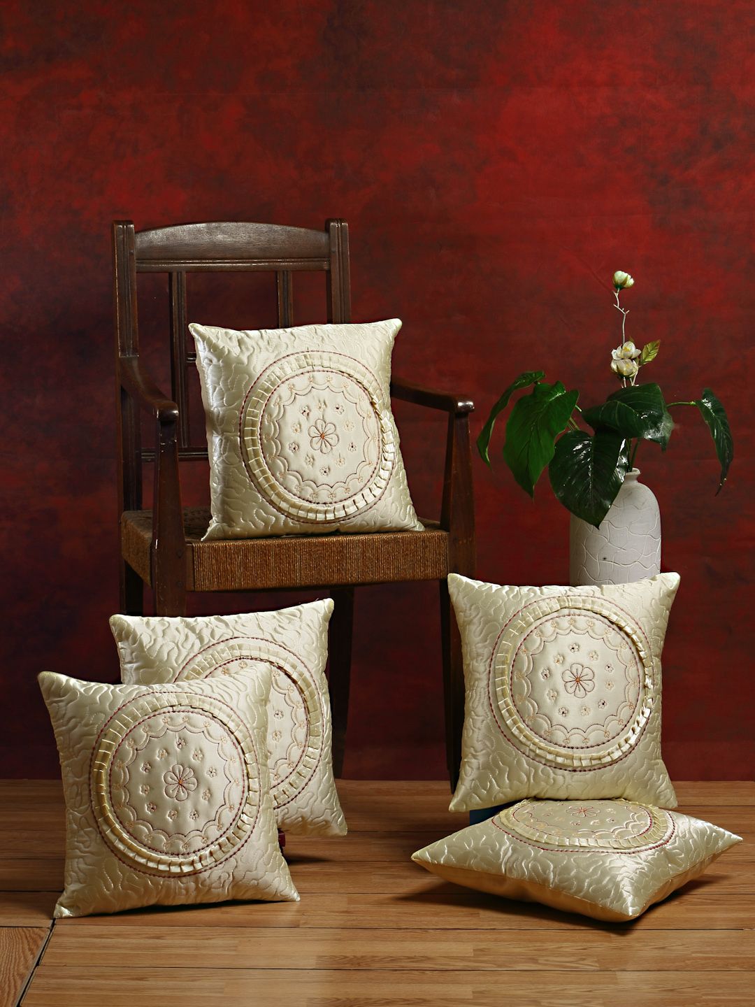 DREAM WEAVERZ Off-White & Red Set of 5 Embroidered Square Cushion Covers Price in India