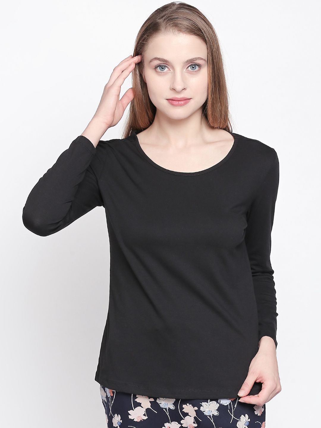 Dreamz by Pantaloons Women Black Solid Lounge tshirt Price in India