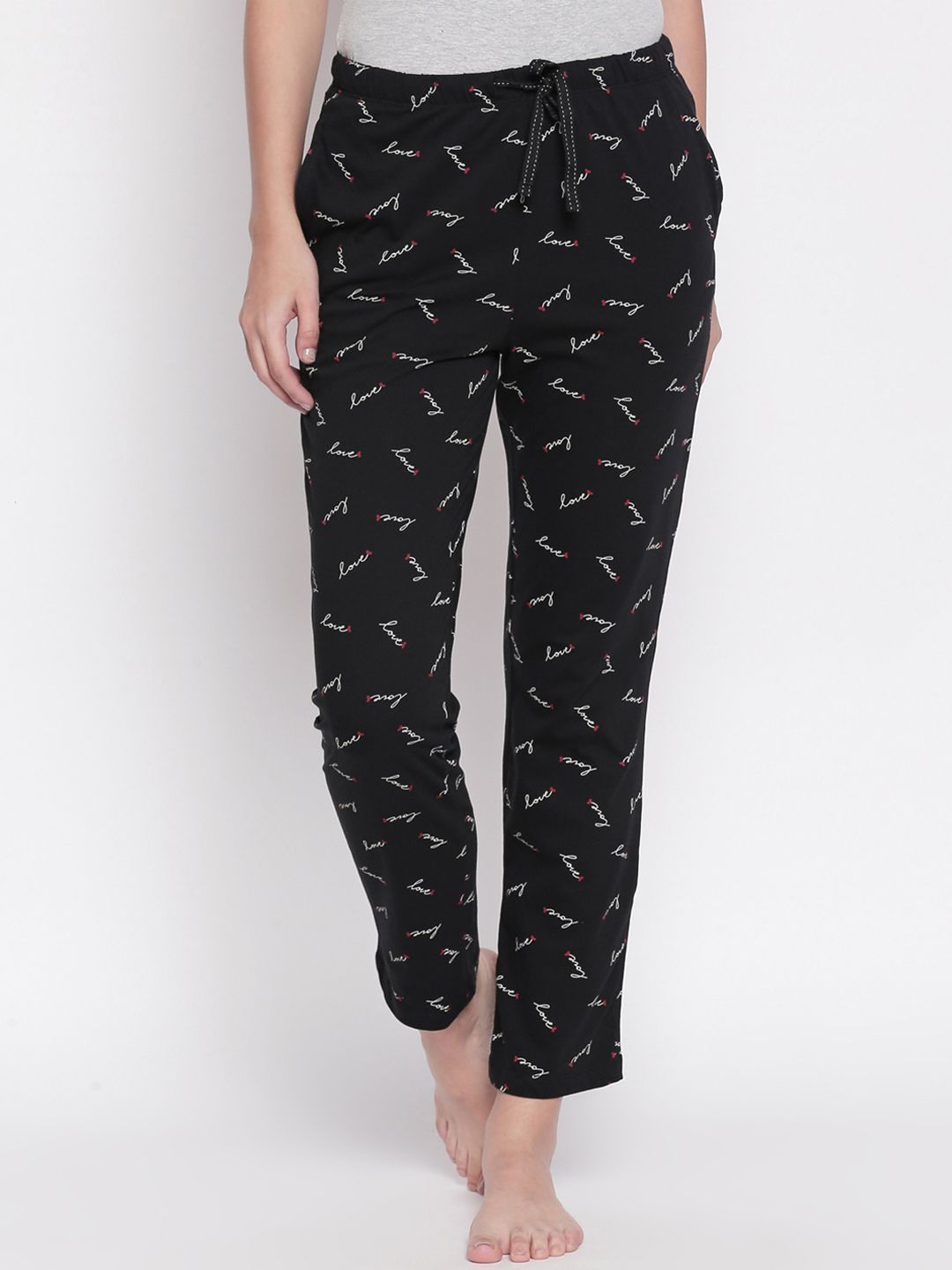 Dreamz by Pantaloons Women Black & White Printed Lounge Pants Price in India