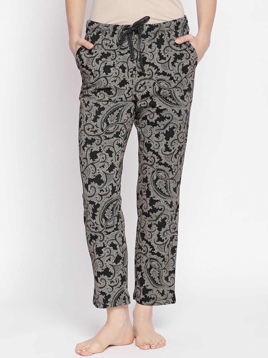 Dreamz by Pantaloons Women Black Printed Lounge Pants Price in India