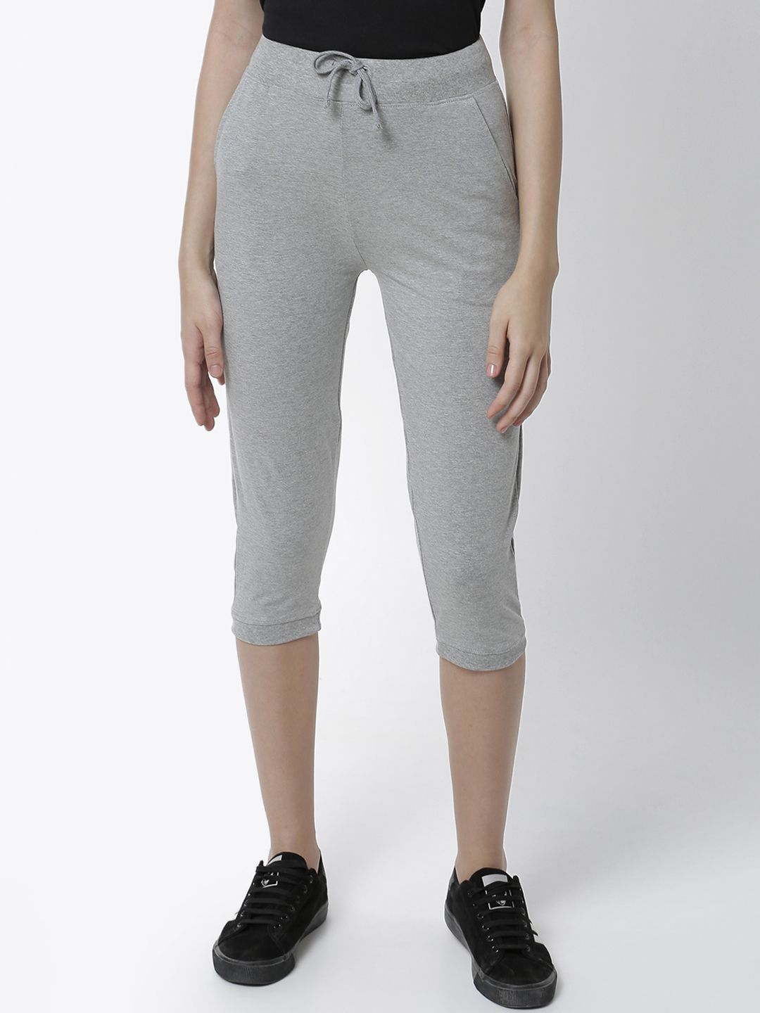 De Moza Women Grey Melange Solid Slim-Fit Three-Fourth Yoga Track Pants Price in India