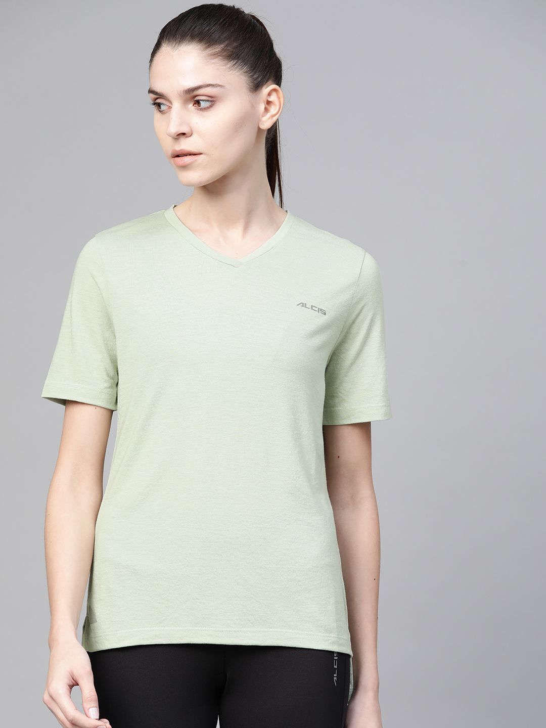 Alcis Women Green Solid V-Neck High-Low Training T-shirt Price in India