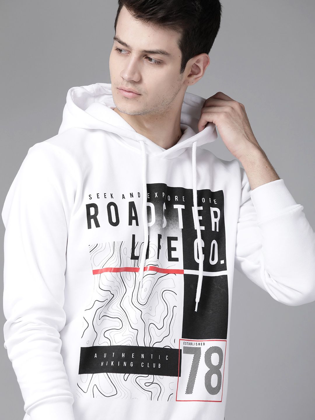 Roadster Men White & Black Alphanumeric & Graphic Print Hooded Sweatshirt