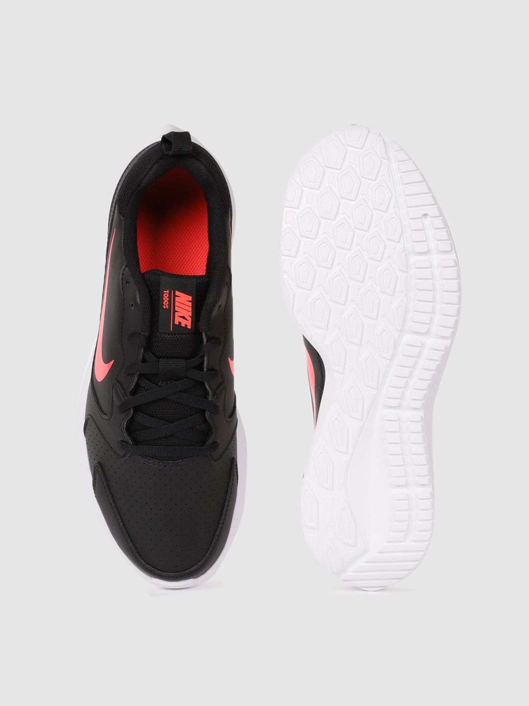 nike women's todos shoes