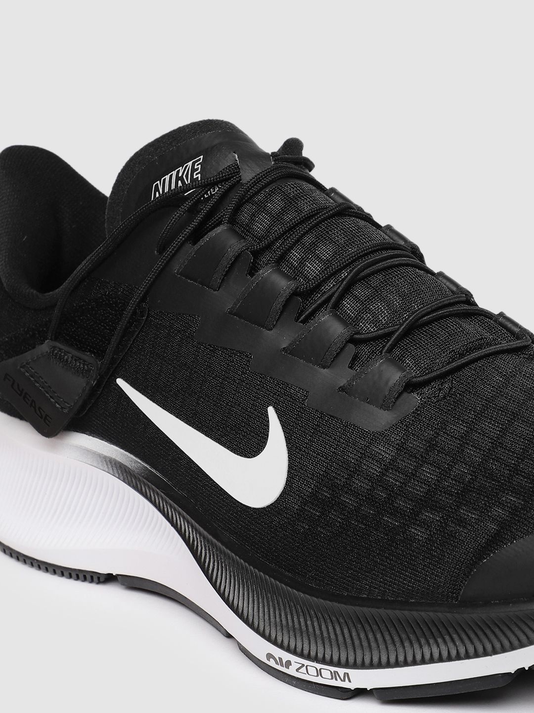 nike air zoom pegasus 37 vs flyease