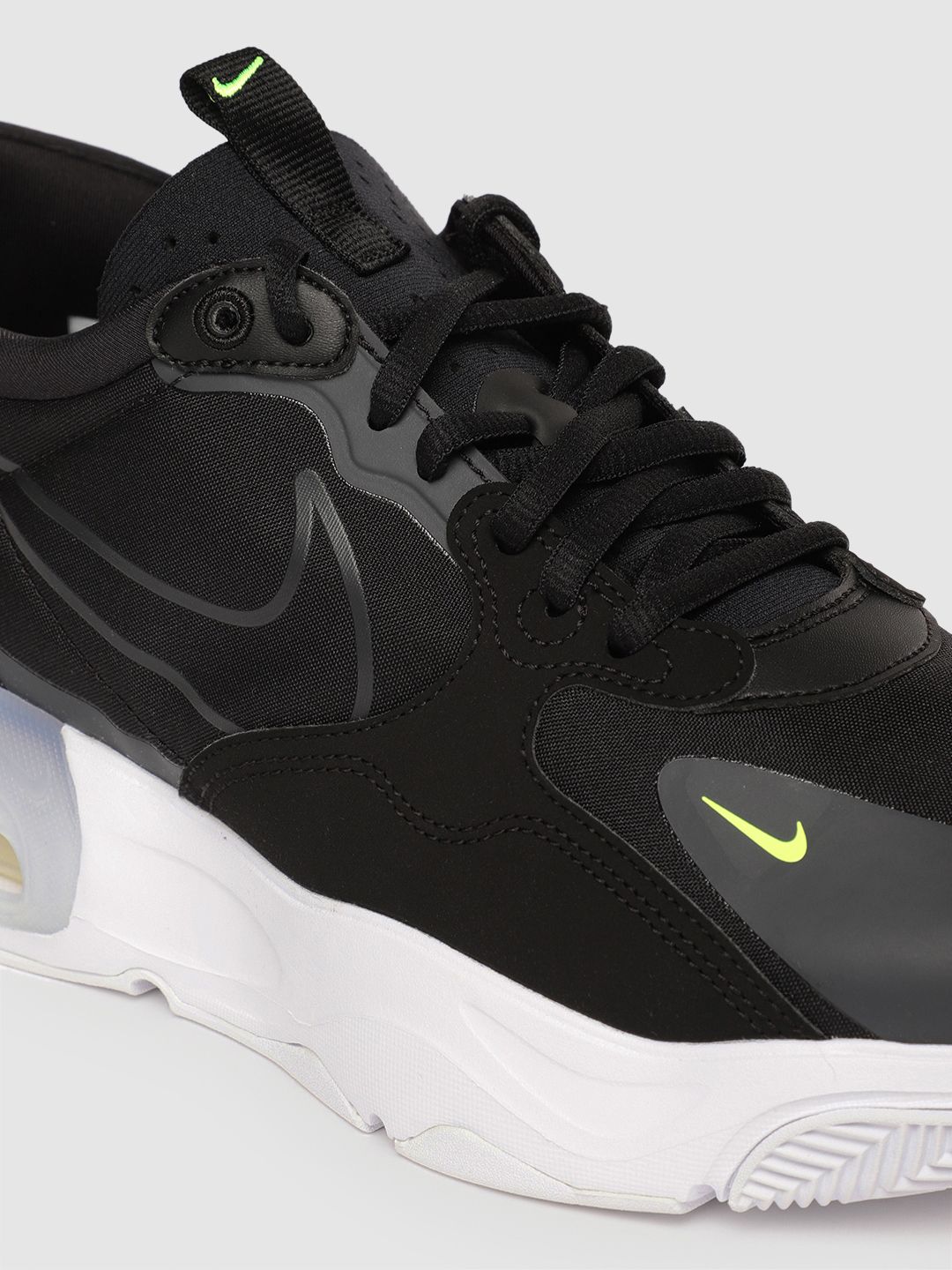 nike skyve max black