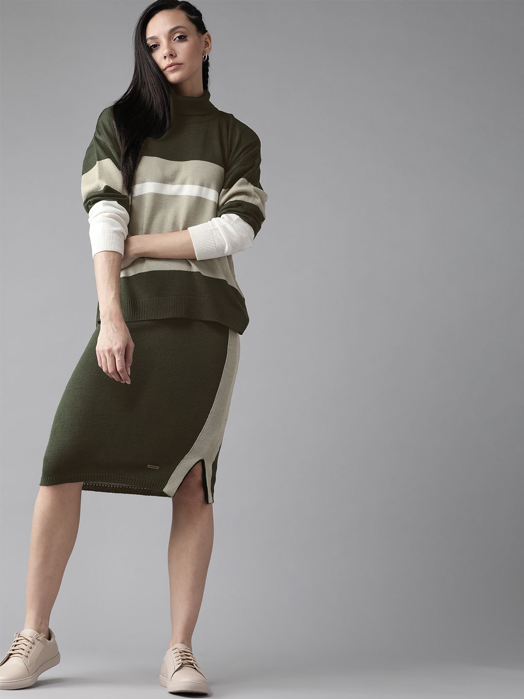 Roadster Women Olive Green & Beige Colourblocked Two-Piece Co-ords