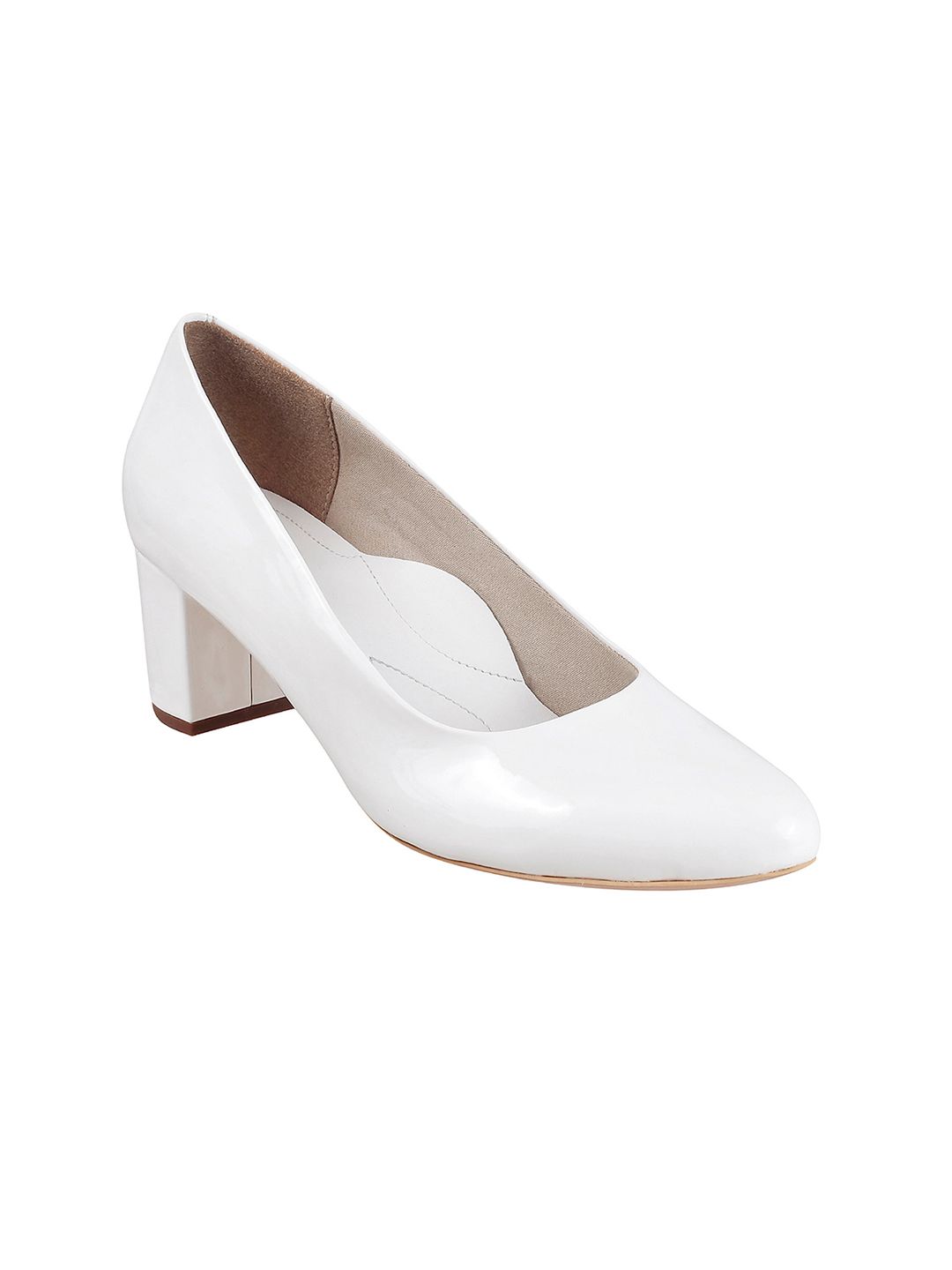 Metro Women White Solid Pumps Price in India