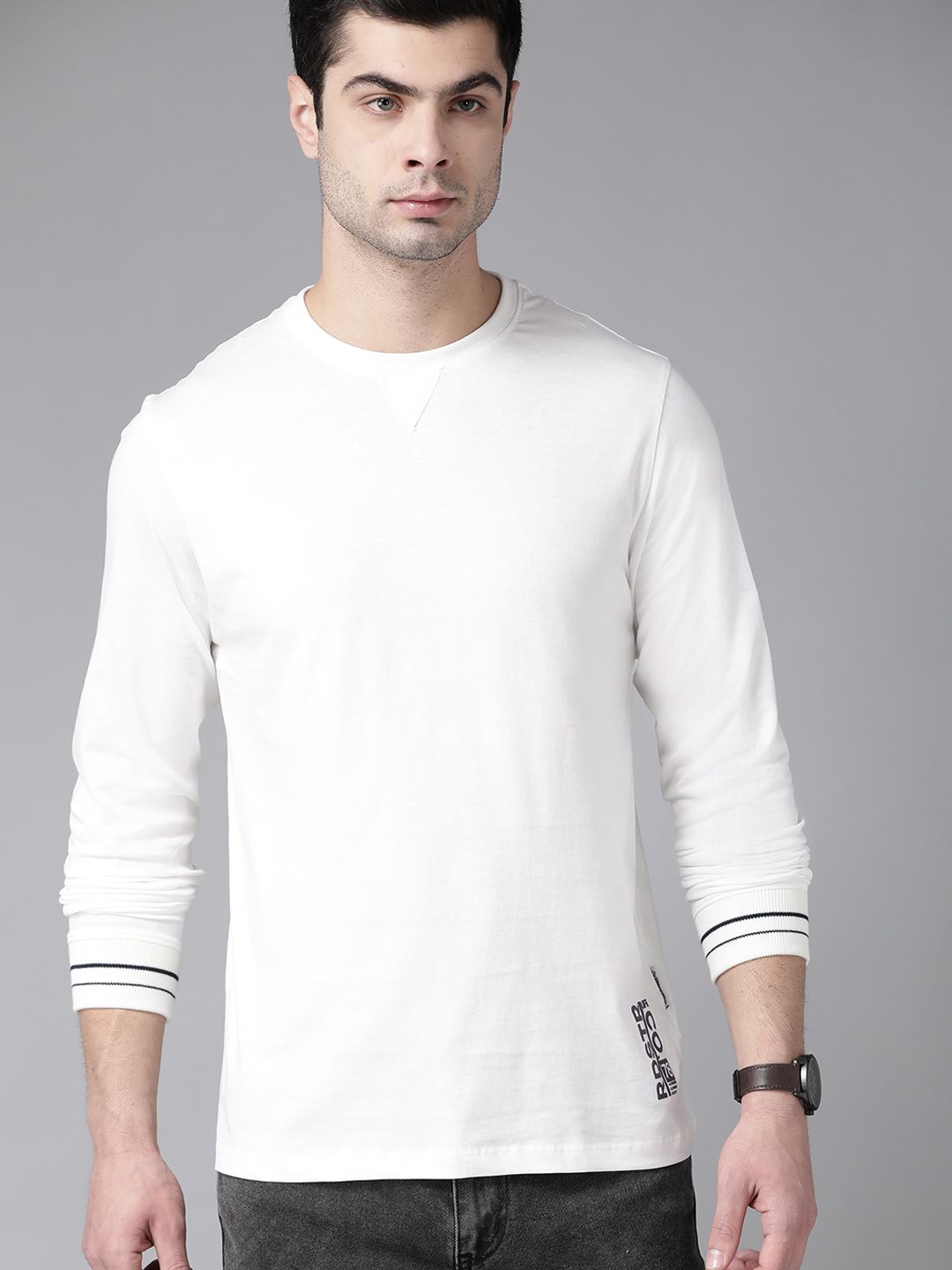 Roadster Men White Solid Pure Cotton Round Neck T-shirt