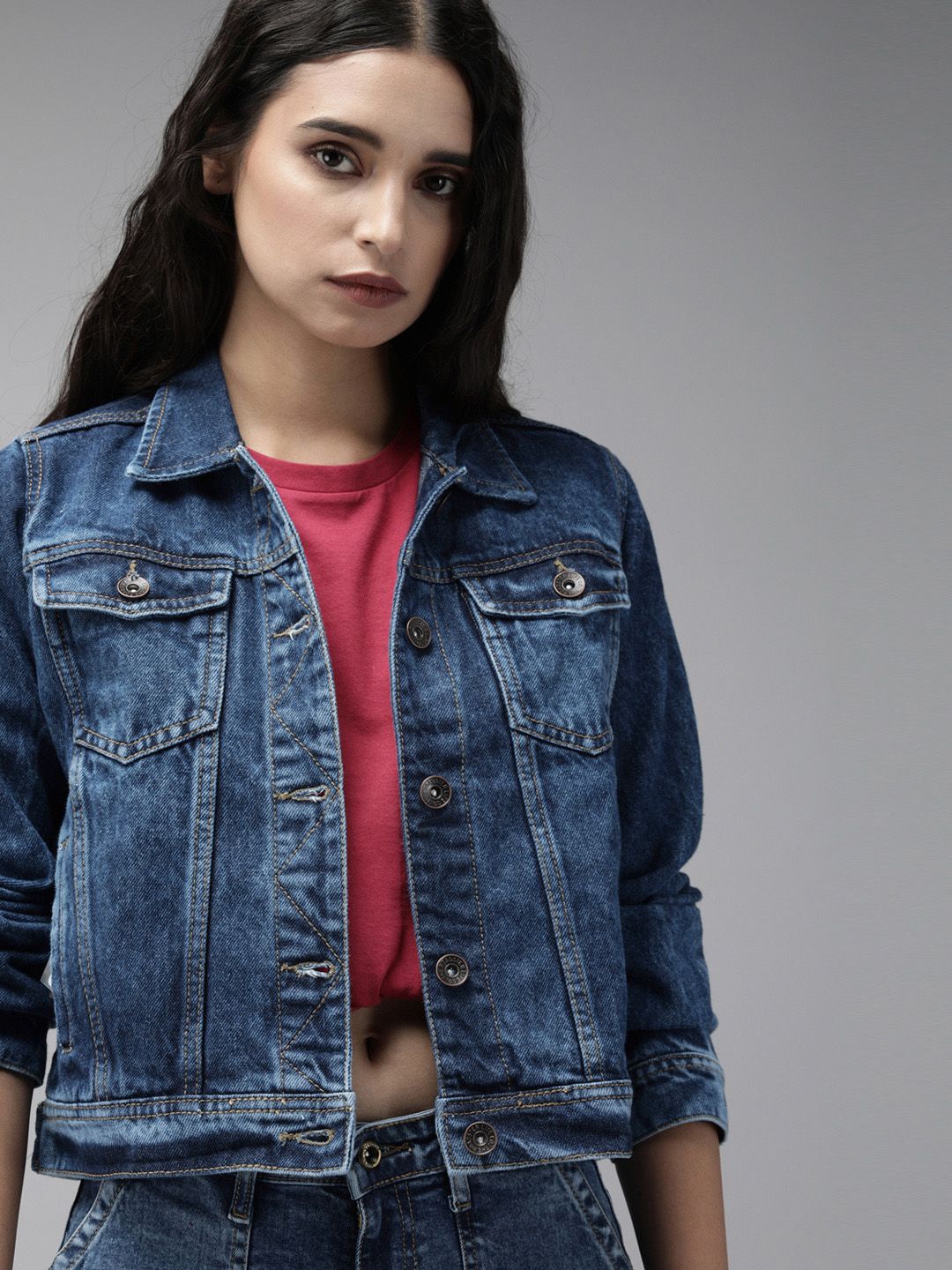 Roadster Women Blue Washed Cropped Denim Trucker Jacket Price in India