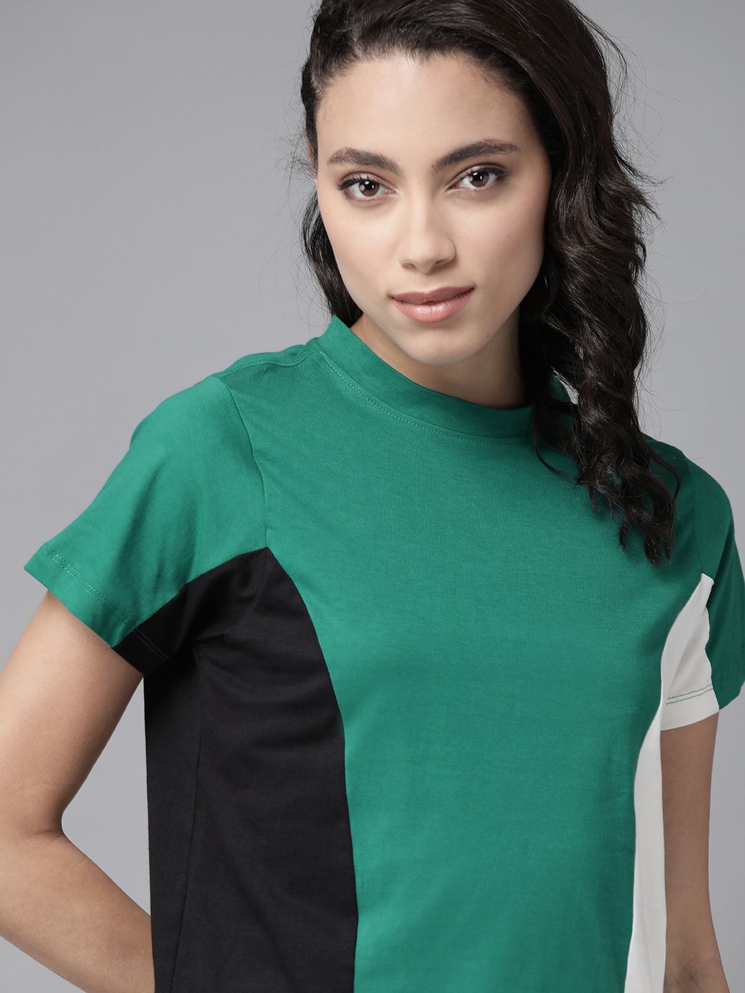 Roadster Women Green & Black Colourblocked Top