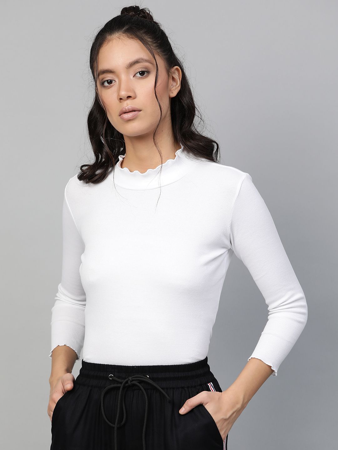 SASSAFRAS White High-Neck Top