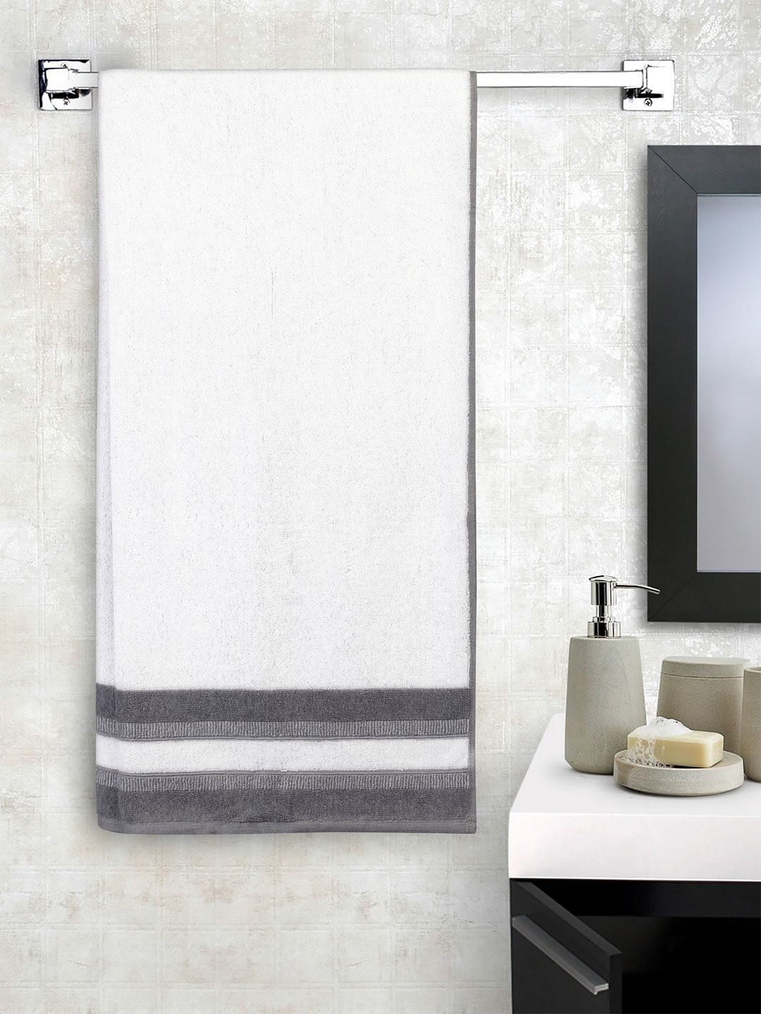 SPACES Bamboo Unisex White & Grey Solid Anti-Microbial 550 GSM Bath Towel Price in India