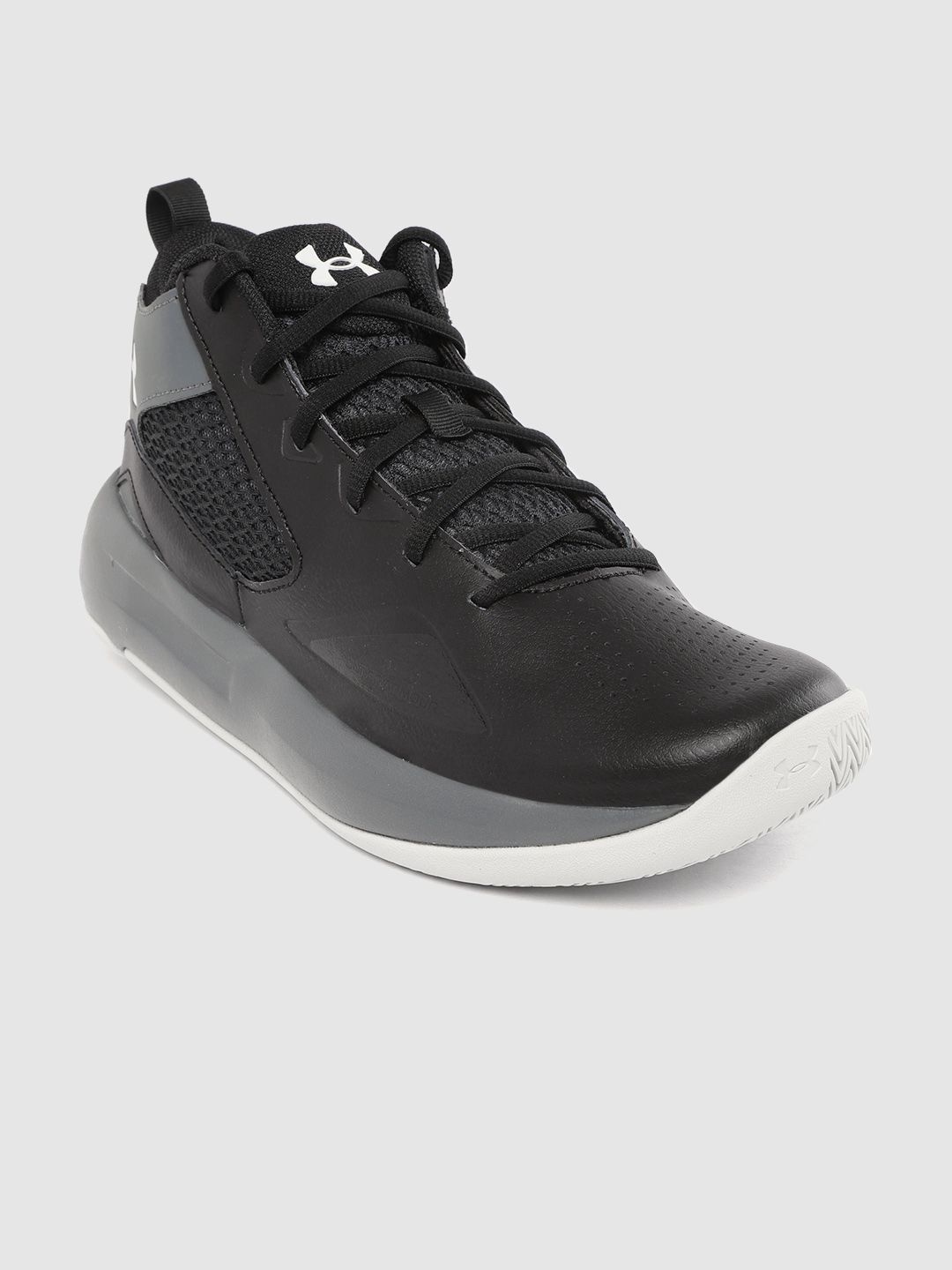UNDER ARMOUR Men Black Lockdown 5 Perforated Basketball Shoes Price in India
