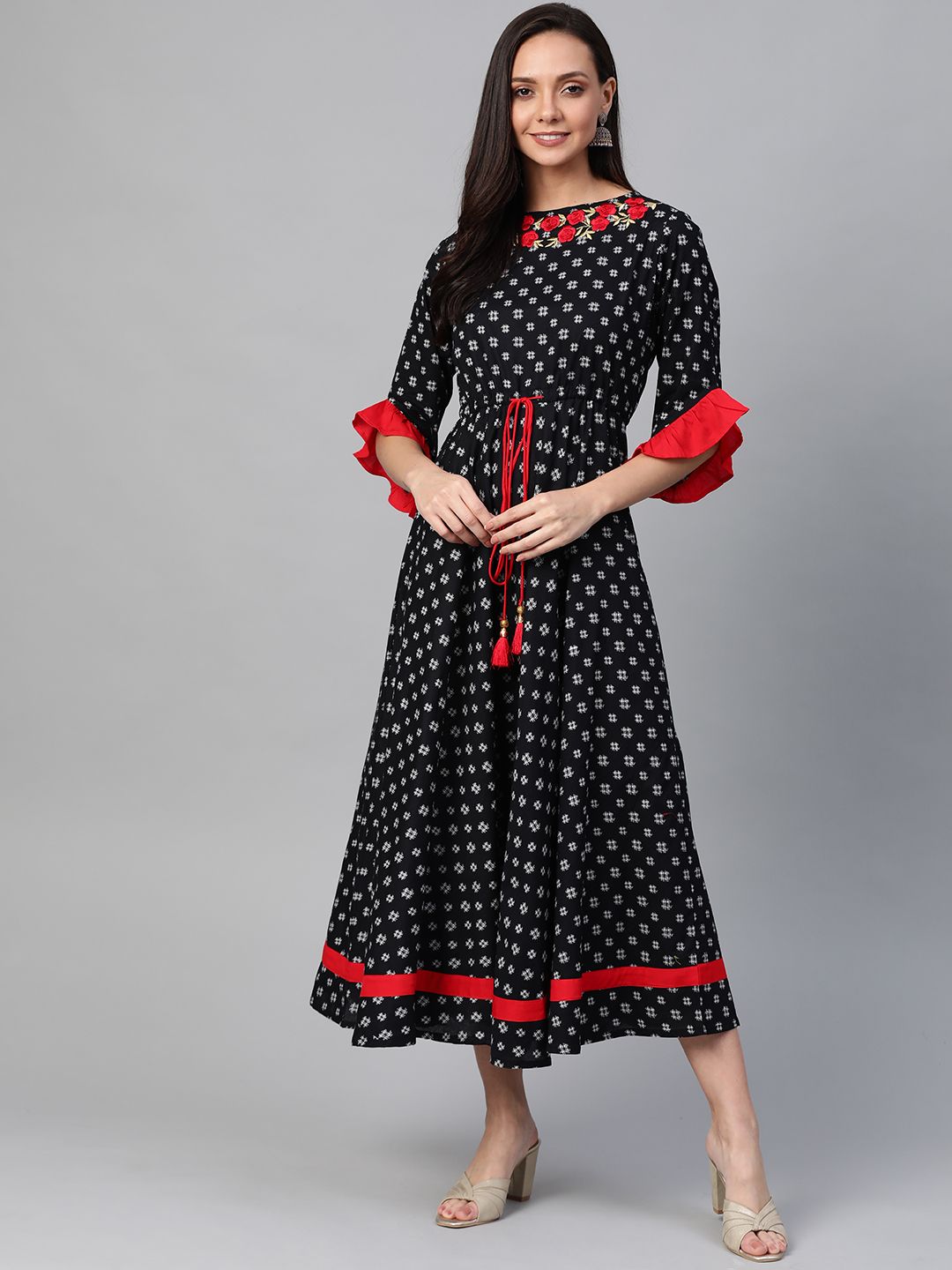 YASH GALLERY Women Black & Off-White Printed A-Line Dress Price in India
