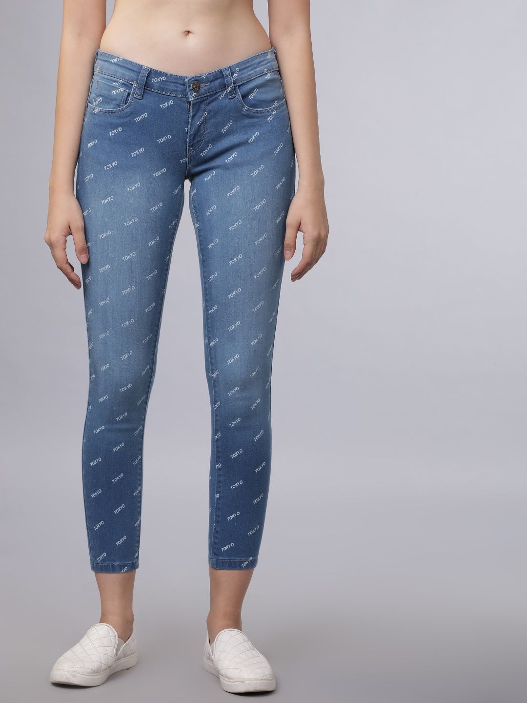 Tokyo Talkies Women Blue Skinny Fit Printed High-Rise Clean Look Cropped Stretchable Jeans Price in India