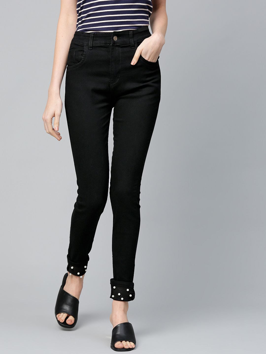 SASSAFRAS Women Black Slim Fit Mid-Rise Clean Look Stretchable Jeans Price in India