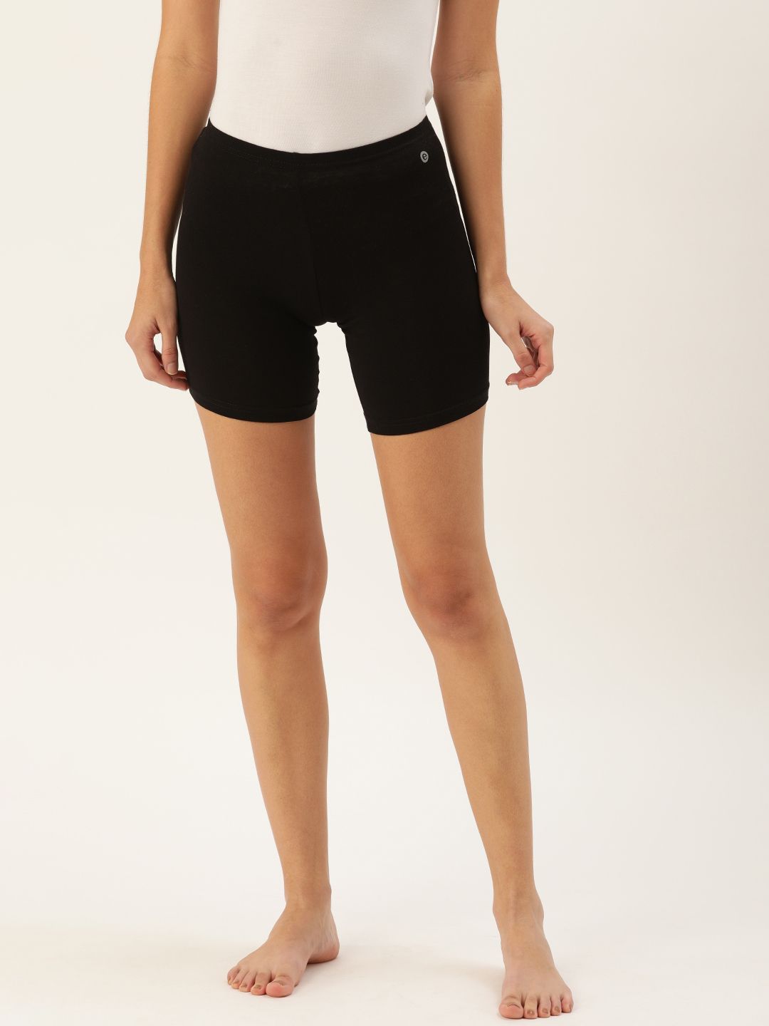 Enamor Women Black Solid Lounge Shorts Price in India