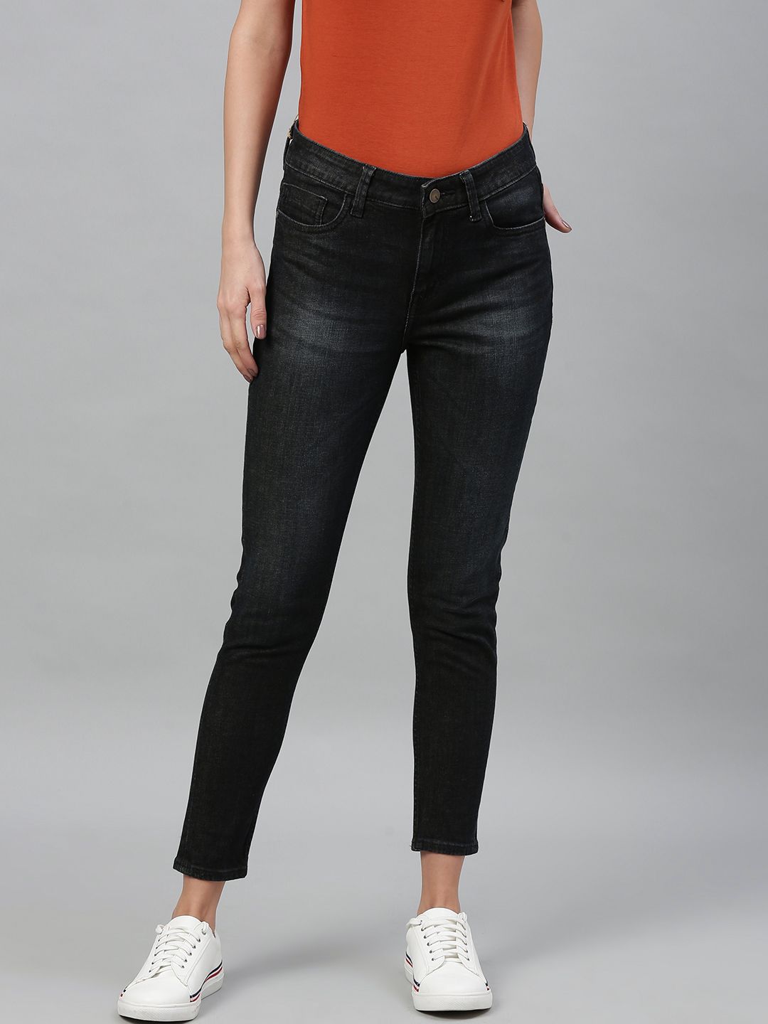 Mast & Harbour Women Blue Skinny Fit Mid-Rise Clean Look Stretchable Jeans Price in India