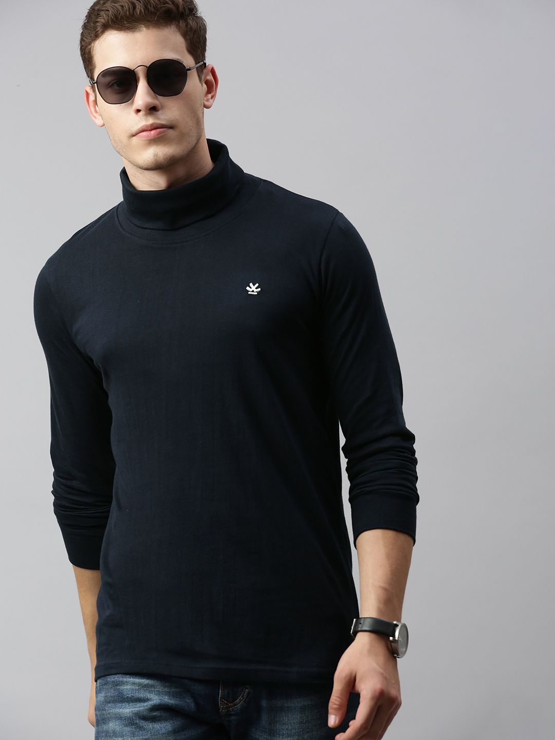 Wrogn Men Navy Blue Solid Slim Fit Turtle Neck Pure Cotton T Shirt