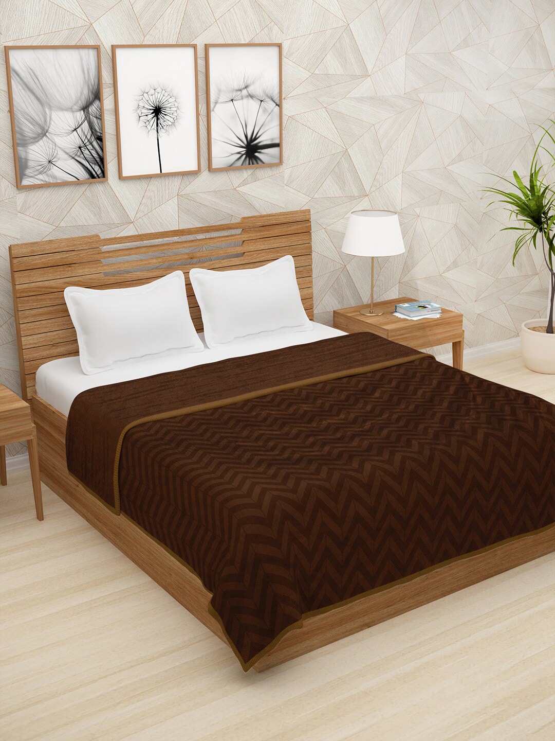 Story@home Brown Geometric AC Room 400 GSM Double Bed Blanket Price in India